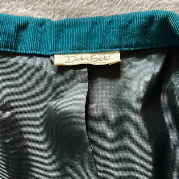 Cropped Teal Corduroy Blazer Sz S - Picture 2 of 6
